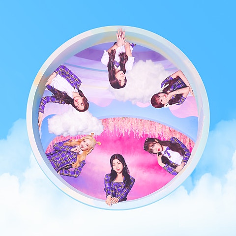 아일리원(ILY:1) 사랑아 피어라 자켓