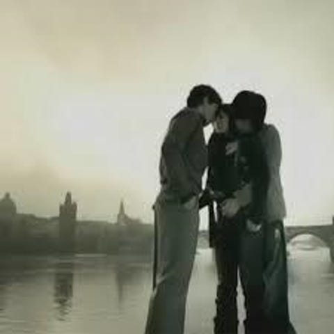 사랑은..가슴이 시킨다