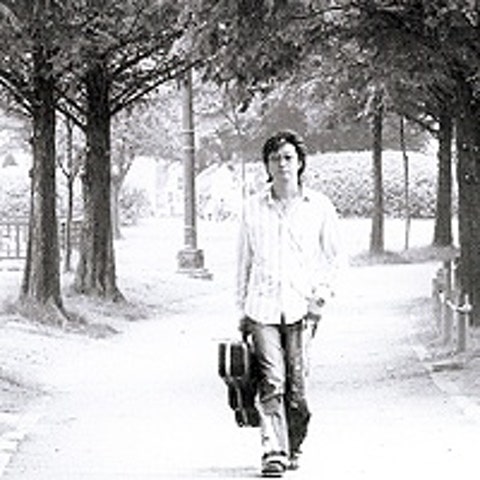 윤혁 때아닌 비가 자켓