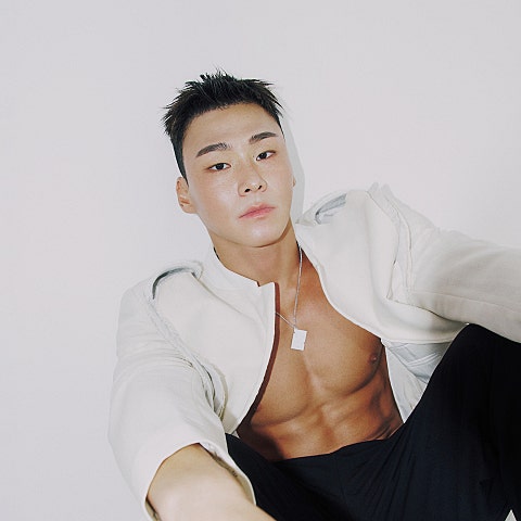 양다일 about you 자켓