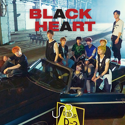 UNB BLACK HEART 자켓