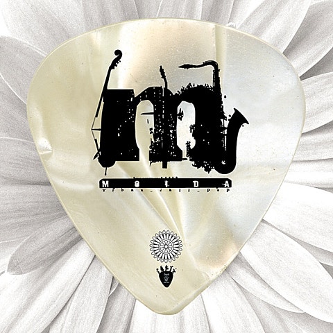 모이다밴드 Chocolate Drive 자켓