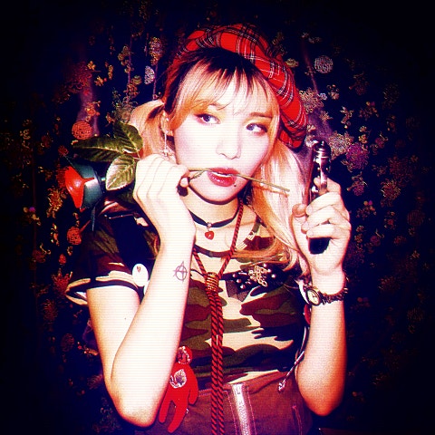 Jvcki Wai Enchanted Propaganda 자켓