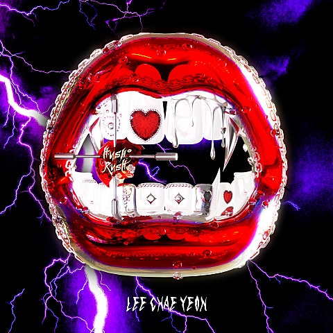 이채연 HUSH RUSH 자켓