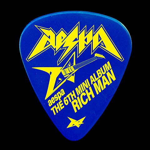 aespa Rich Man 자켓