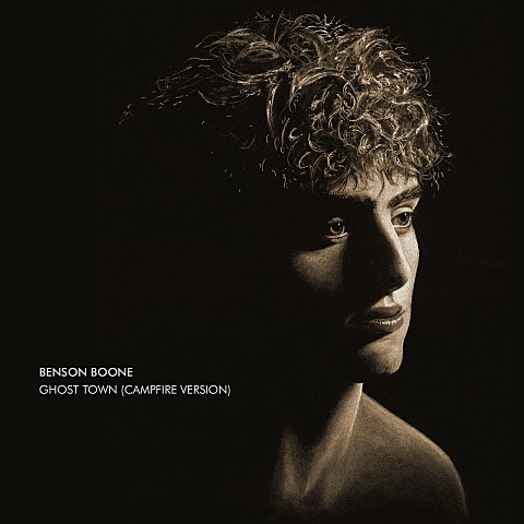 Benson Boone GHOST TOWN 자켓