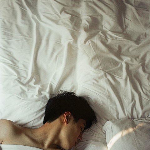 이 밤을 평범히 낭비하지 말아요