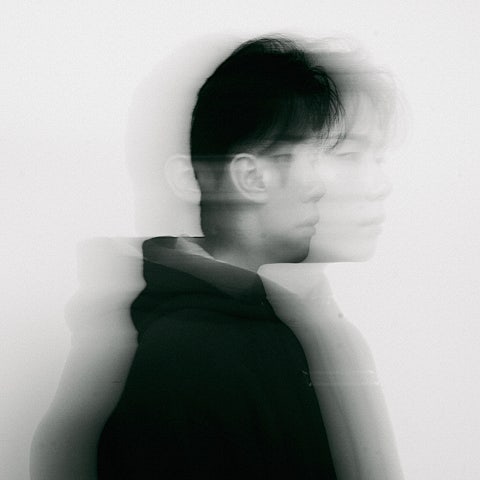 탑현 까만 안경 자켓