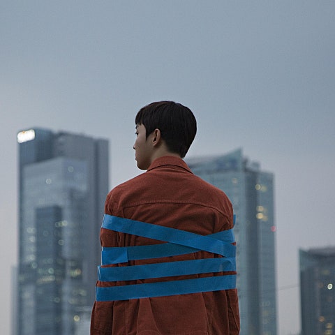 크루셜스타 밀린 일 자켓