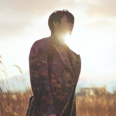 마크툽 비로소 너에게 도착했다 (Full Bloom) 자켓